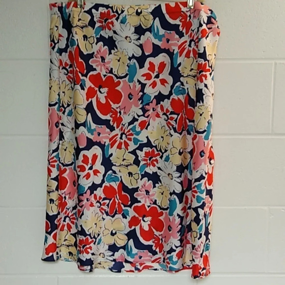 SKIES ARE BLUE LIGHT FLOWY COLORFUL FLORAL SIDE ZIP FLAT ELASTIC WAIST SKIRT - Picture 7 of 7